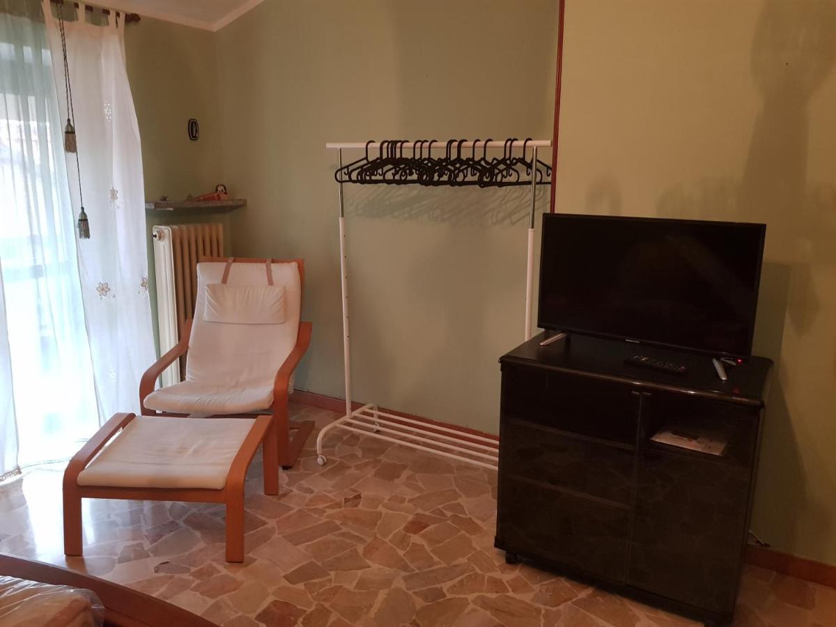 Una Volta Anticamente Cascinette Buitenkant foto